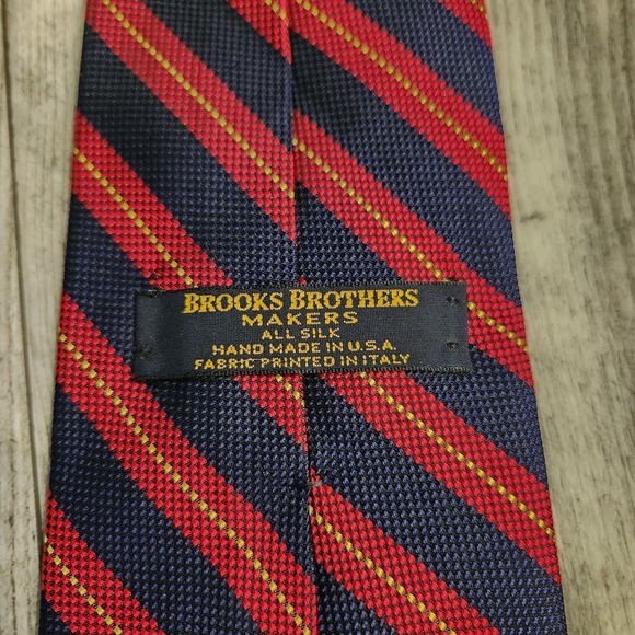 Brooks Brothers Makers Men's All Silk Tie Navy Blue Red Striped Made in USA! - Picture 3 of 4